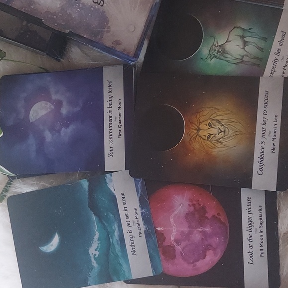 Moonology Oracle Divination Cards Metaphysical Inspiration - Picture 2 of 4